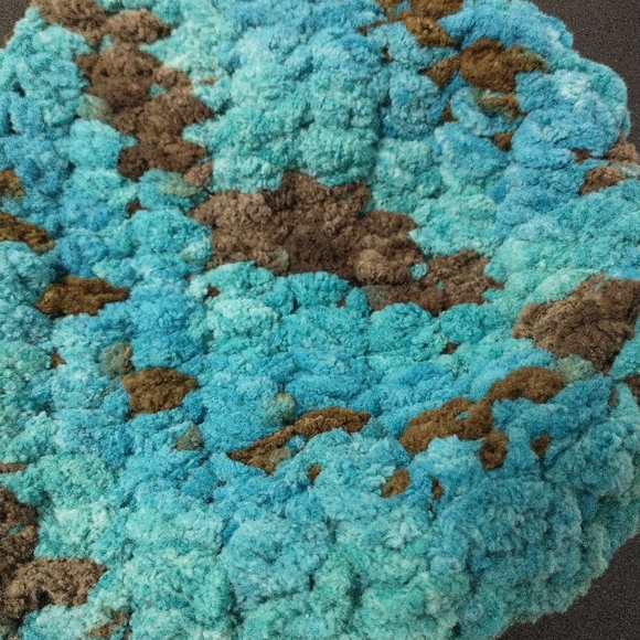 Baby Hat 6-12mo Chenille (SO SOFT!) - Picture 2 of 3